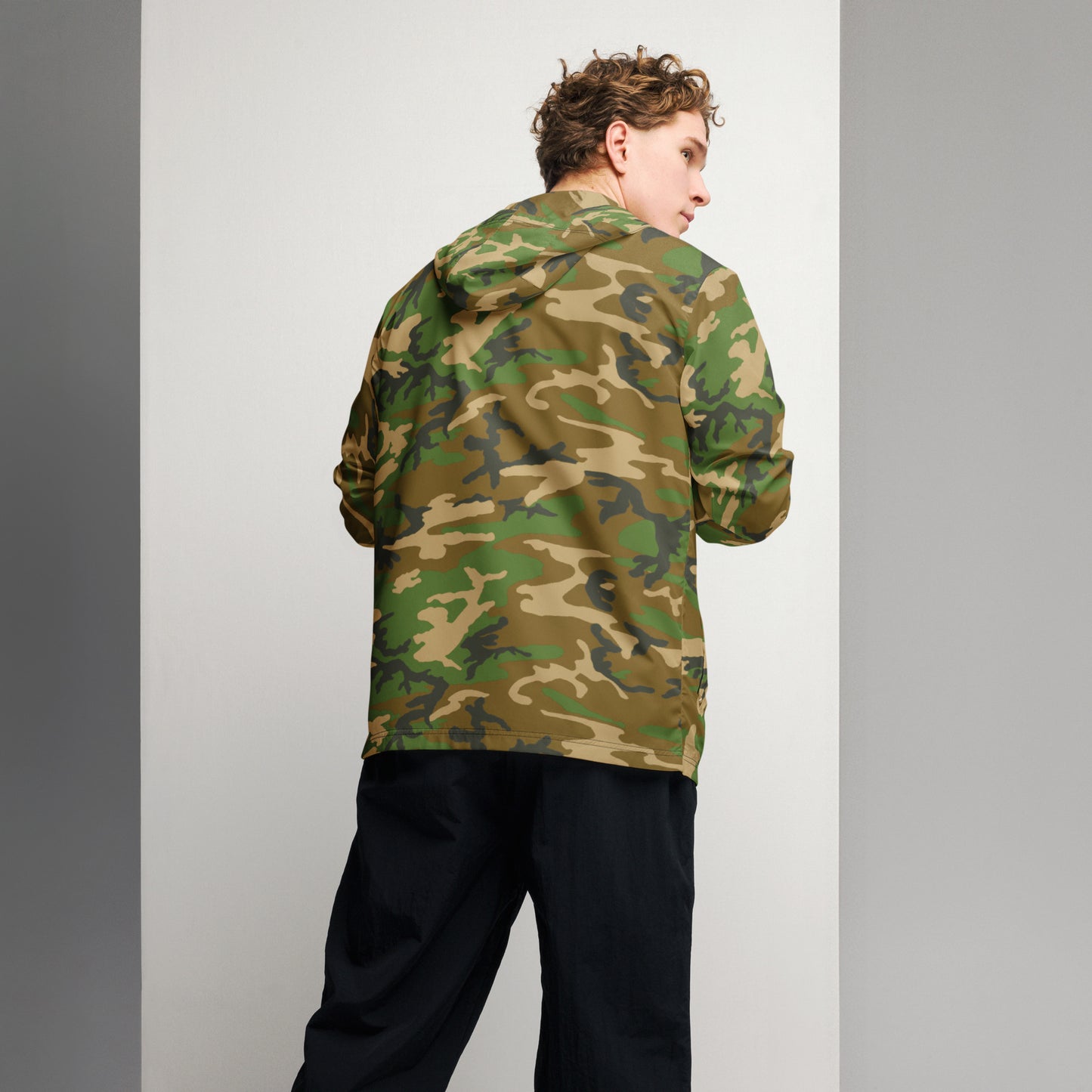 M81 Woodland Camo Men’s Windbreaker